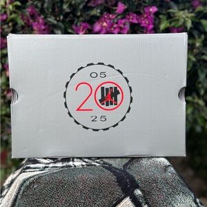 UNDEFEATED X JORDAN AJ 4 RETRO - DEEPGREEN/ CLEMENTINE 1B1519-200 (2025) m8 w9.5